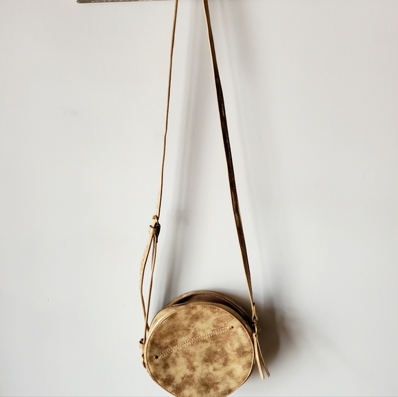 Universal Thread crossbody bag - Picture 3 of 7